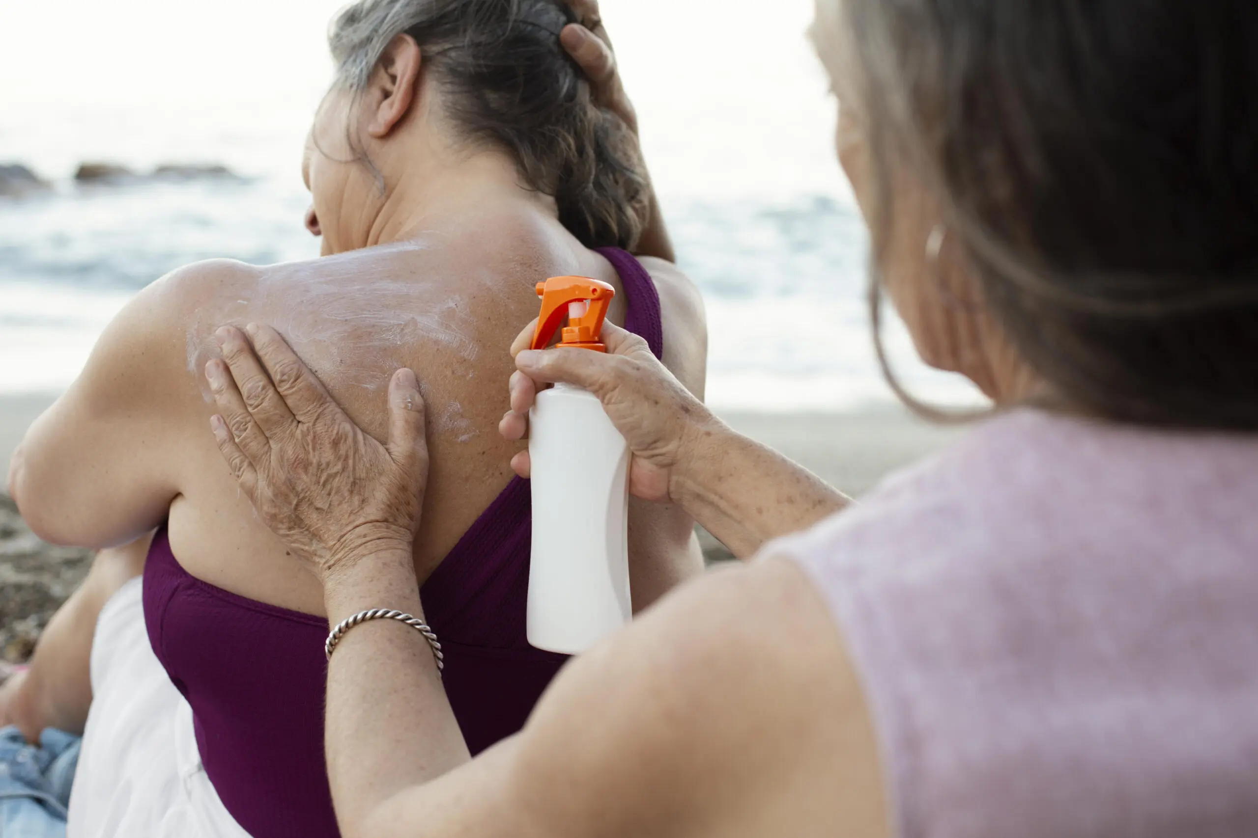 Dezembro Laranja: cuidado com a pele é primeiro passo para a prevenção do câncer