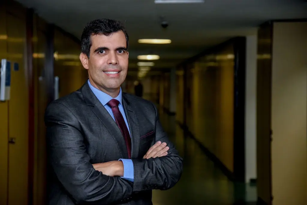 O balanço de Ricardo Ayres de 2024: 100% de presença em plenário, 436 propostas, 108 relatadas e R$ 92 milhões para o Tocantins O balanço de Ricardo Ayres de 2024: 100% de presença em plenário, 436 propostas, 108 relatadas e R$ 92 milhões para o Tocantins