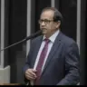 Deputado tocantinense anuncia que assinou pedido de impeachment contra o presidente Lula