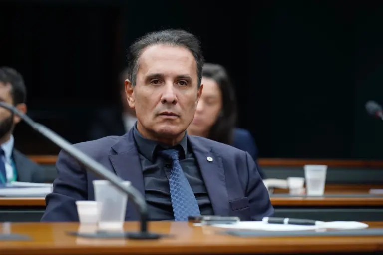 Carlos Gaguim apresenta mais um projeto de lei e avança com pautas importantes no Congresso