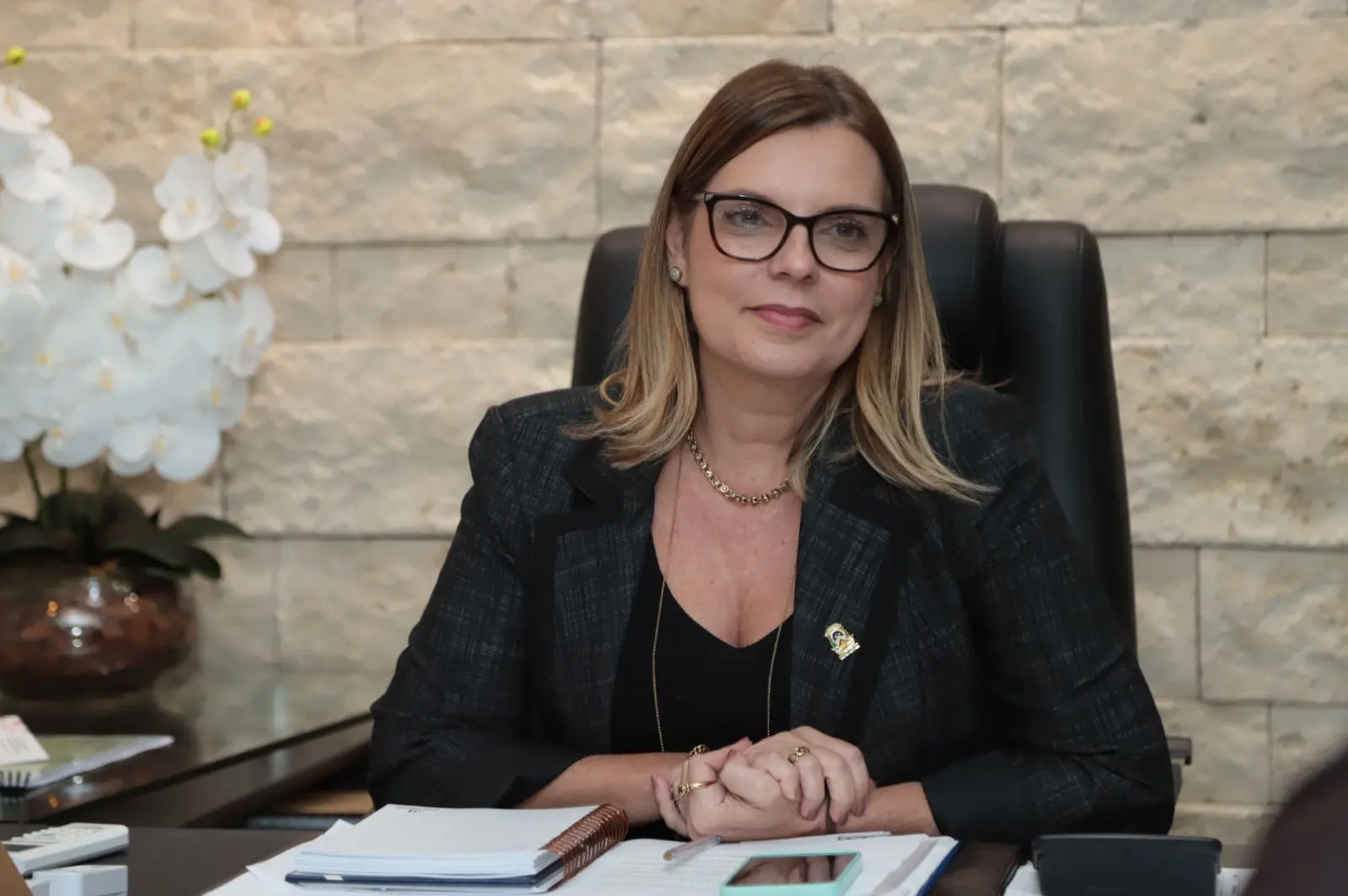 Deputada Claudia Lelis destina R$ 200 mil para reforçar a saúde municipal de Natividade