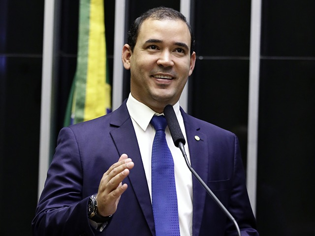 Vicentinho Júnior assume Comissão de Política Agrícola na Frente Parlamentar da Agropecuária para o Biênio 2025-2027