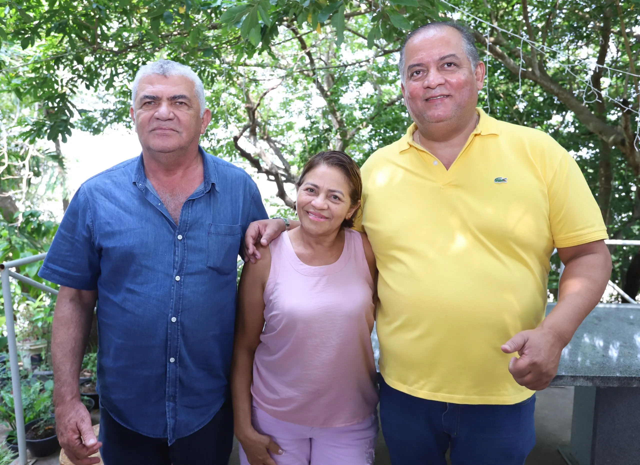 Senador Eduardo Gomes visita prefeito Aquiles da Areia que agradece por obras e a recém terminada ligação asfáltica com o IFTO