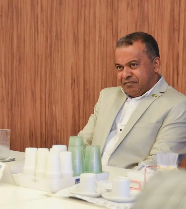 À espera das balsas, Aguiarnópolis vive situação de transtorno e impacto econômico drástico; Prefeito: “deu um paradão no município”