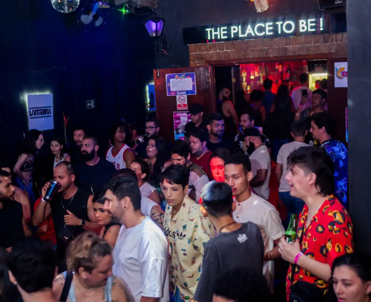 Dezembro Vermelho: bar de Palmas promove festa para conscientizar combate ao HIV com renda de entradas destinada à Casa A+