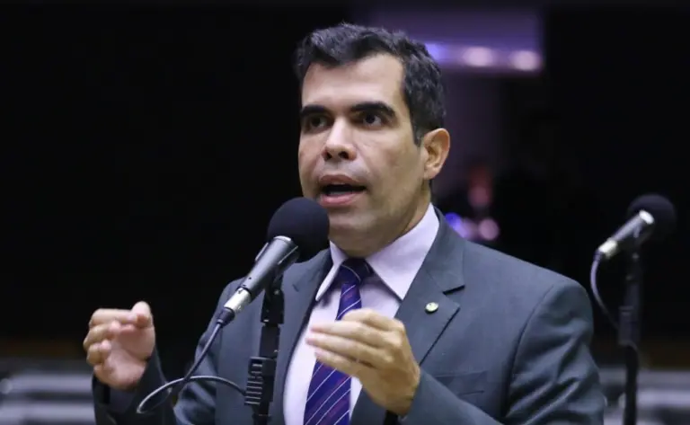 Ricardo Ayres quer ampliar crédito rural à agricultura familiar e incentivar permanência dos jovens no campo