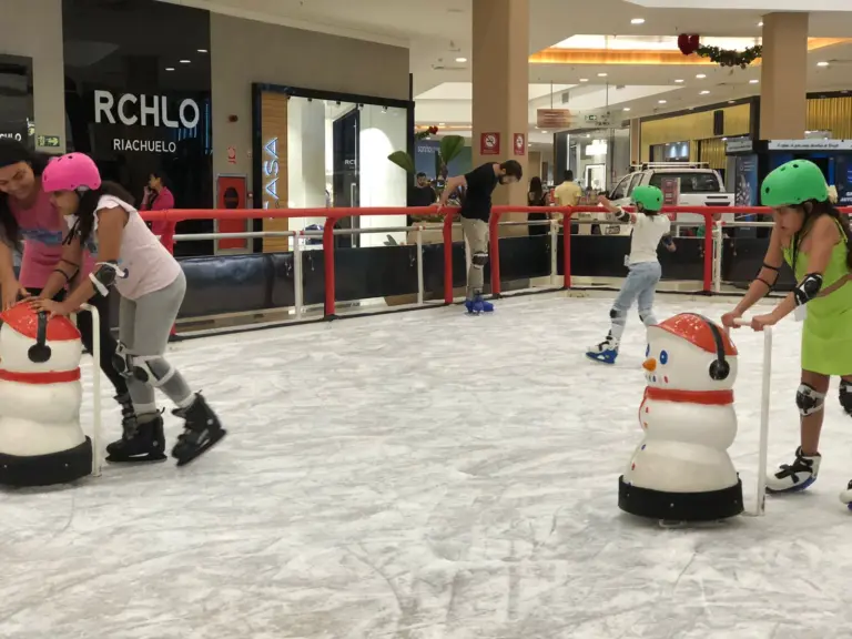 Com pista de patinação no gelo, Palmas ganha dezembro gelado