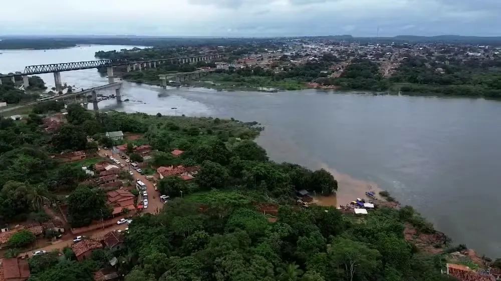 Travessia gratuita de moradores deve começar na próxima semana após ponte desabar entre TO e MA