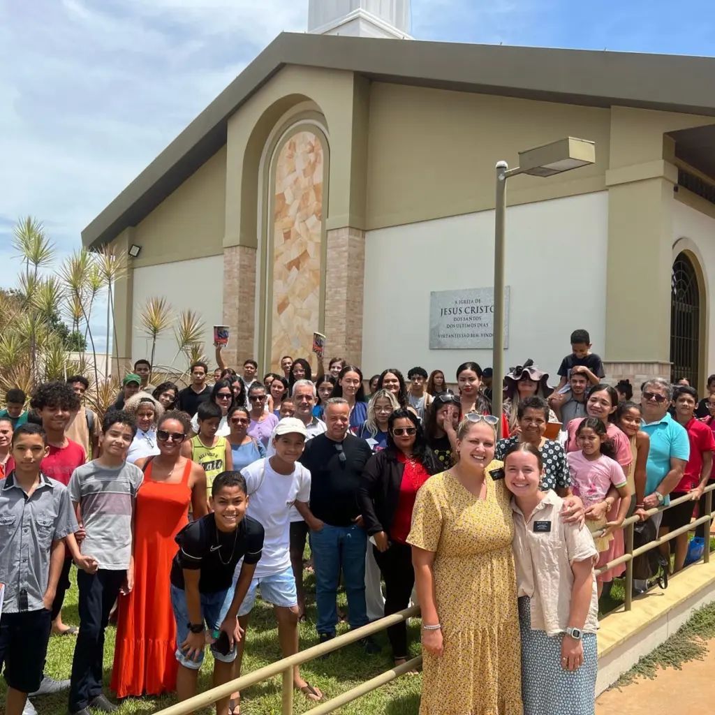 Cursos de idiomas gratuitos são ofertados na modalidade presencial e online; saiba mais