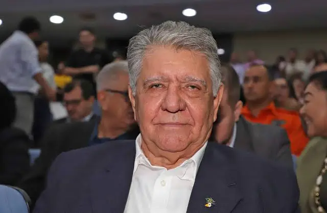 Paulo Lima retorna para comando da Adapec; Diário traz centenas de funções comissionadas para órgãos