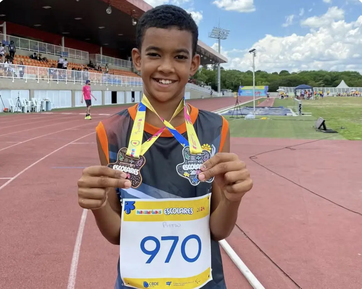 Conheça a história do Pietro, o tocantinense atleta ouro em superação que foi homenageado com carreata por medalhas