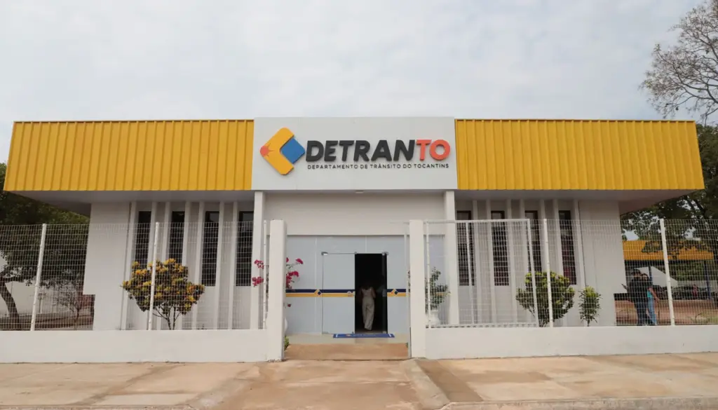 Ex-dirigente do Detran fica proibido de assumir cargo no Estado por cinco anos após processo disciplinar Ex-dirigente do Detran fica proibido de assumir cargo no Estado por cinco anos após processo disciplinar