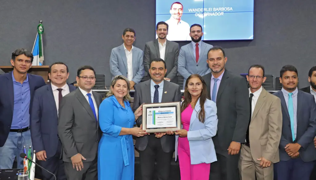 Fim de ano: Wanderlei recebe título de Cidadão Guaraiense e destaca trabalho feito pelo povo Fim de ano: Wanderlei recebe título de Cidadão Guaraiense e destaca trabalho feito pelo povo