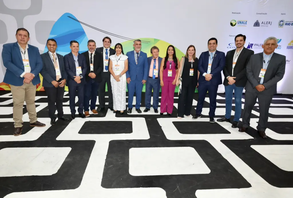 Maioria dos parlamentares tocantinenses participam da 27ª Conferência da Unale, no RJ Maioria dos parlamentares tocantinenses participam da 27ª Conferência da Unale, no RJ