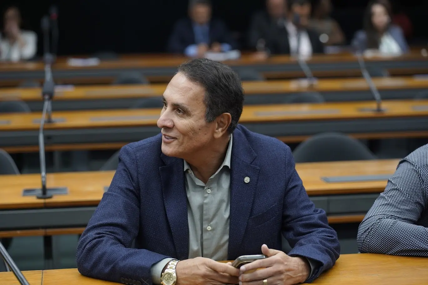 Deputado Gaguim antecipa prioridade e propõe projeto para universalizar banheiros no Minha Casa Minha Vida