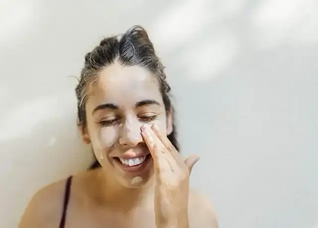 Dezembro Laranja: veja como se prevenir contra o câncer de pele