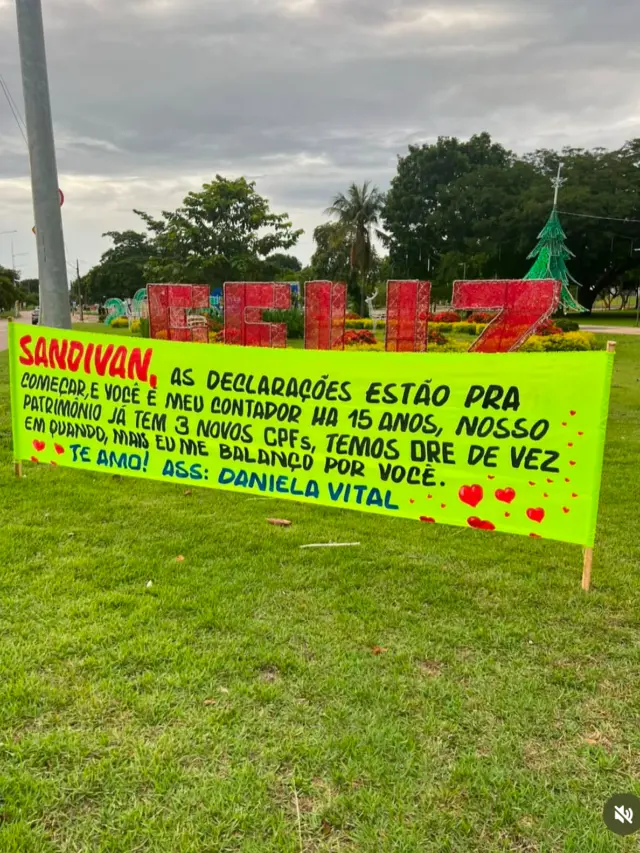 Declaração de amor criativa em Palmas viraliza e alavanca negócio de casal de contadores
