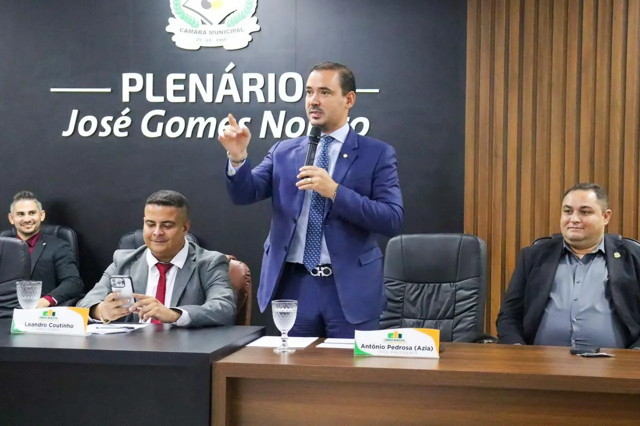 Vicentinho Júnior recebe título de Cidadão Colinense e destaca seu compromisso com a cidade e o Tocantins