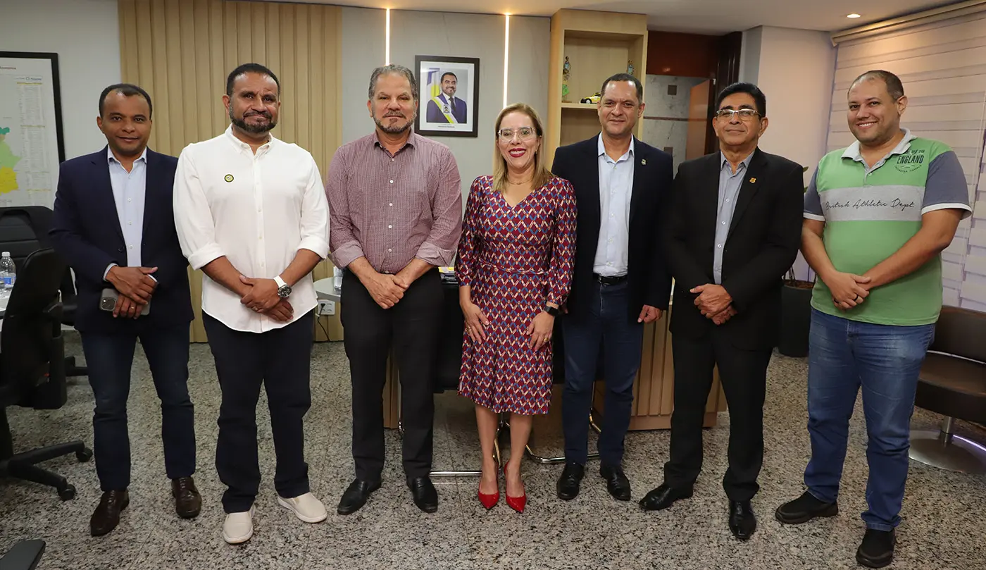 Representantes do Governo do Tocantins, Defensoria Pública e do Conselho de Promoção da Igualdade Racial discutem a implementação de políticas públicas de combate ao racismo  - Foto: Adilvan Nogueira/Governo do Tocantins