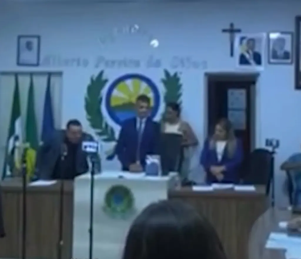 Em Filadélfia, vereadora é alvo de colega que chega a gritar: “nós passa por cima de tu”; Deputado aponta mais um episódio de violência