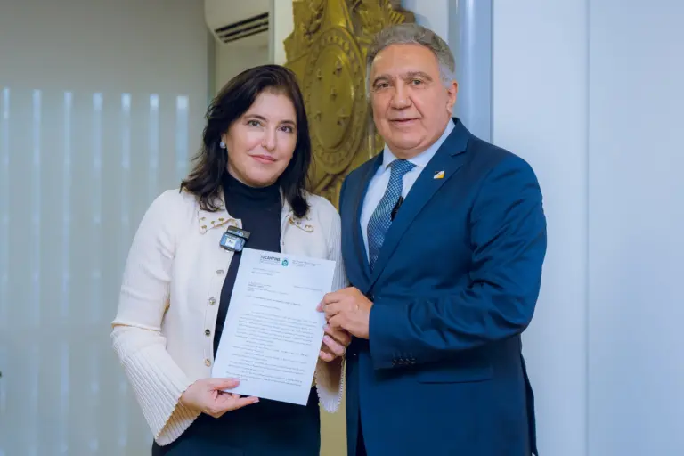 Em Brasília, Laurez diz que discutiu com ministra Tebet Inclusão do TO no Projeto Rotas de Integração Sul-Americana