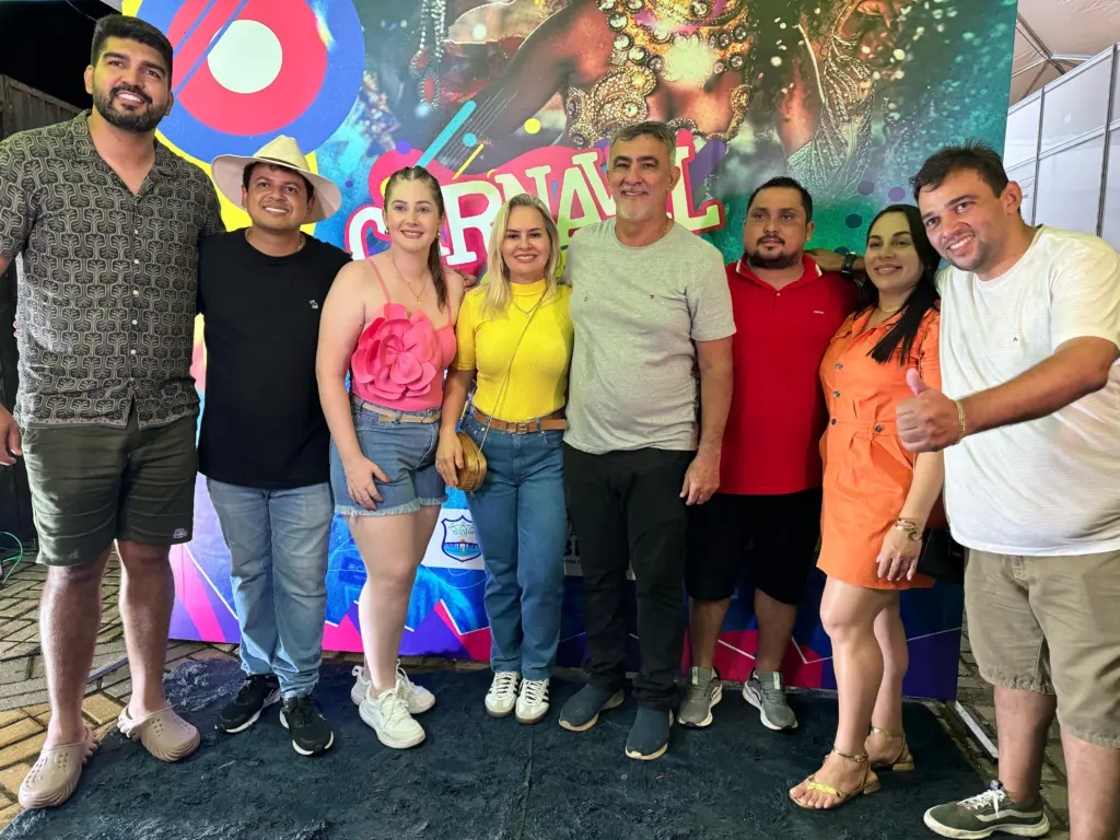 Amélio Cayres participa do “Bloco dos Sujos”, carnaval de Xambioá com mais de 40 anos de tradição