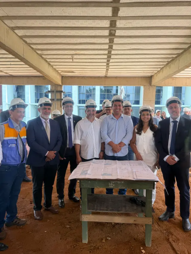 Sem atraso, obra da ampliação da Assembleia tem previsão de entrega já para dezembro; Com Amélio, deputados visitam canteiro