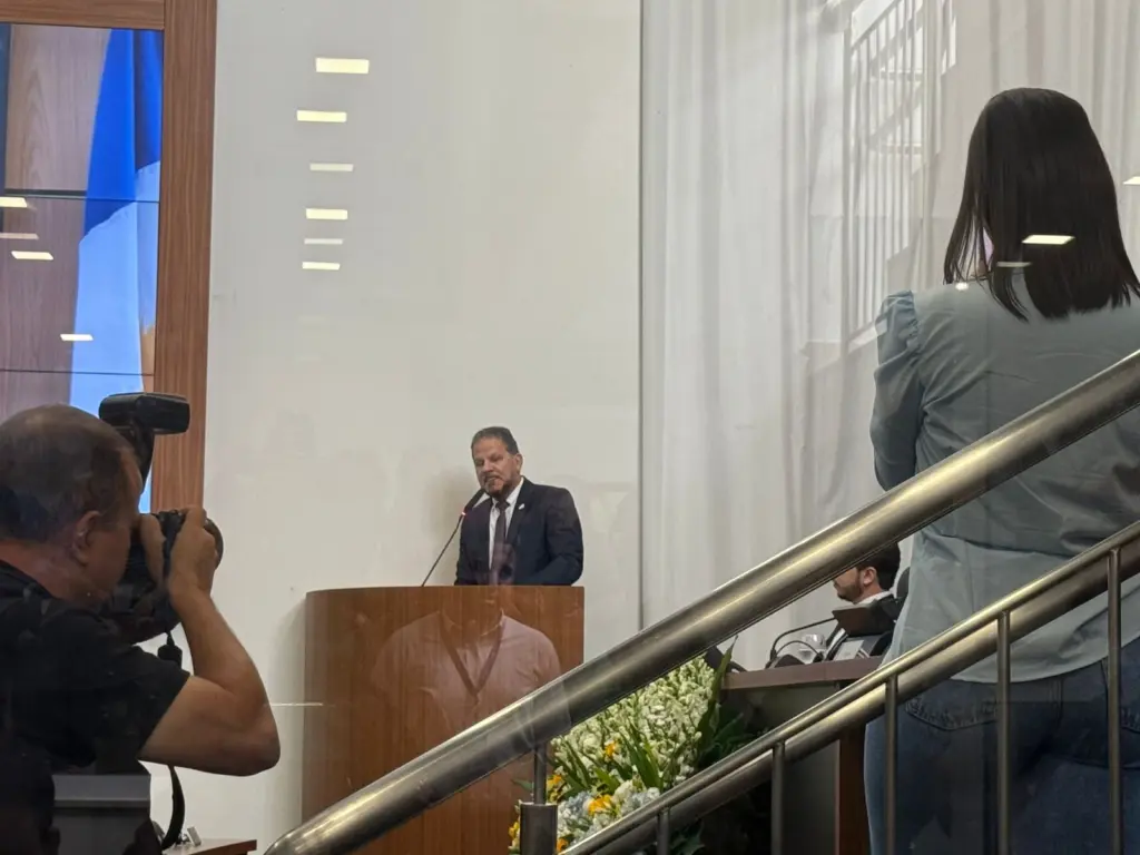 Ano Legislativo: Secretário leva recado do governador: “de braços abertos para essa relação cada vez mais profícua”