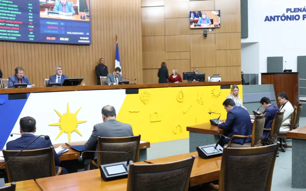 Deputados analisam MP que trata de indenização para policiais civis 