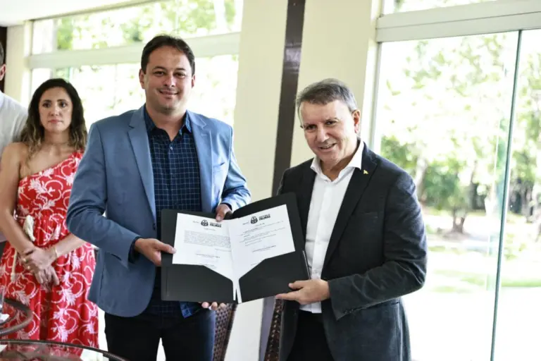 Prefeito de Palmas empossa Vinícius Tundela novo presidente da Fundesportes 