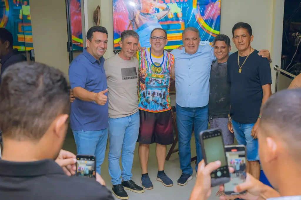 Laurez e Raul prestigiam Pré-Carnaval em Xambioá