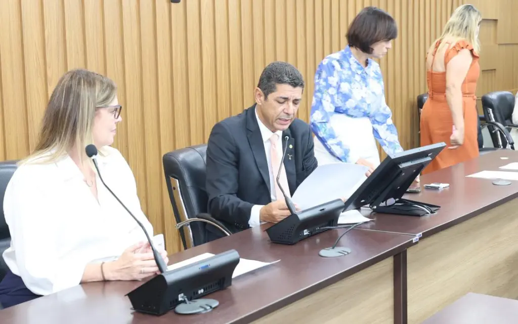 Valdemar Júnior e Claudia Lélis foram eleitos presidente e vice, respectivamente, da CCJ - Foto: Isis Oliveira