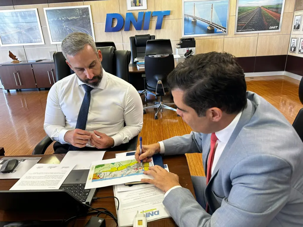 Diretor-geral do DNIT garante a Ricardo Ayres que travessia entre Aguiarnópolis e Estreito será iniciada e mantida