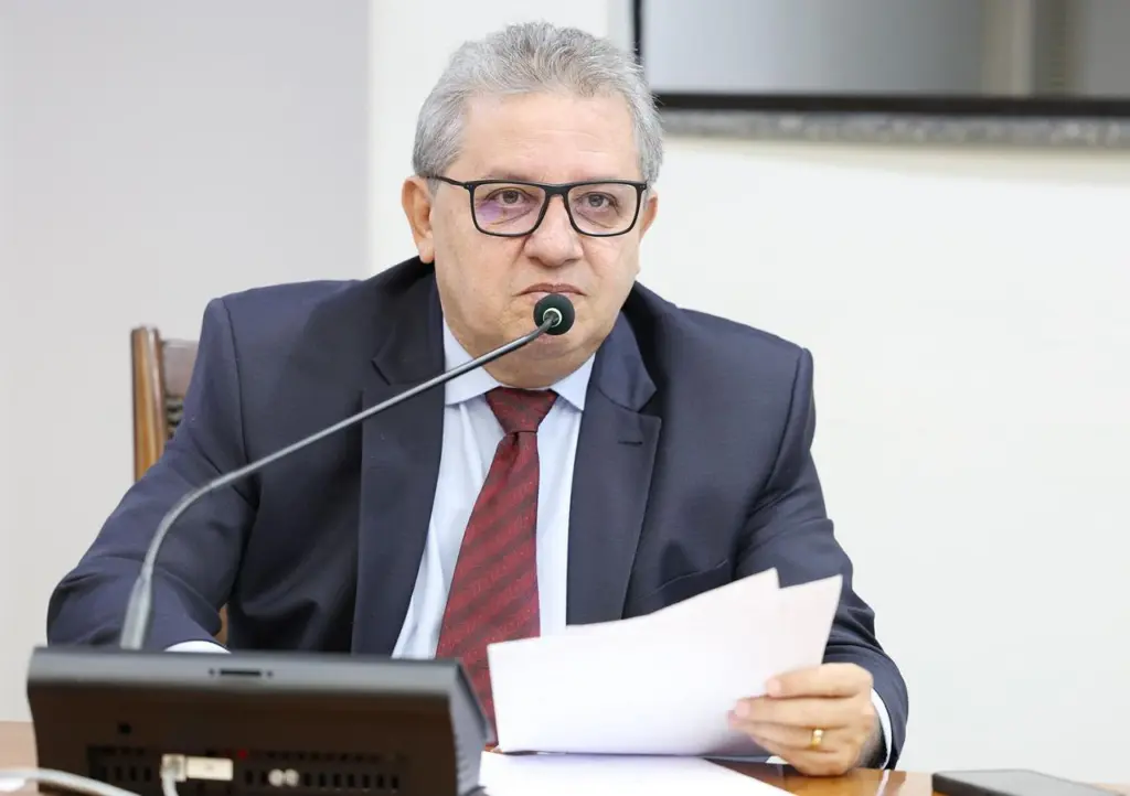 Jair Farias apresenta projeto para garantir leito separado a mães de natimorto no Tocantins