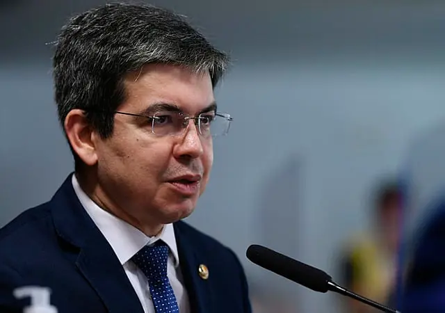 NOVA MESA: À Gazeta, Jaques Wagner prevê avanços no clima político no Senado; Randolfe sobre Gomes: “Melhor vice não teria e isso foi aclamado até pelo PT”