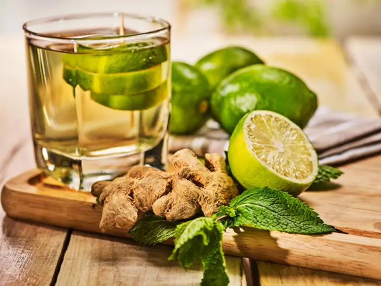 Fonte de gingerol, o gengibre ajuda com a modulação da glutationa, enzima que possui papel central na eliminação de toxinas e prevenção de doenças - Foto: Getty Images