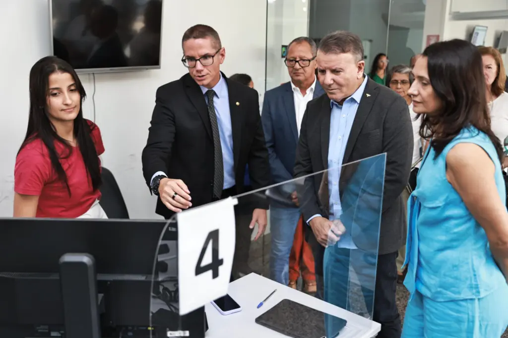 Prefeito e secretários conhecem estrutura da DPU, em Palmas – Foto: Flávio Cavalera