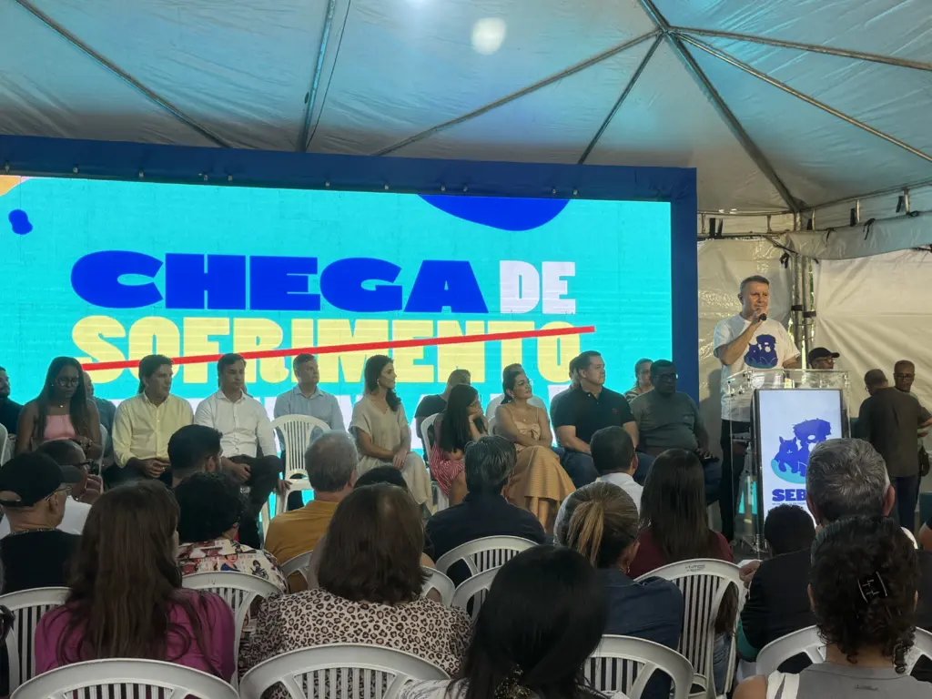 Eduardo desabafa sobre situação financeira, diz que encontrou despesas até sem processos e notas e rebate:  “dinheiro pro carnaval tem só se for no papel, no cofre não tem”