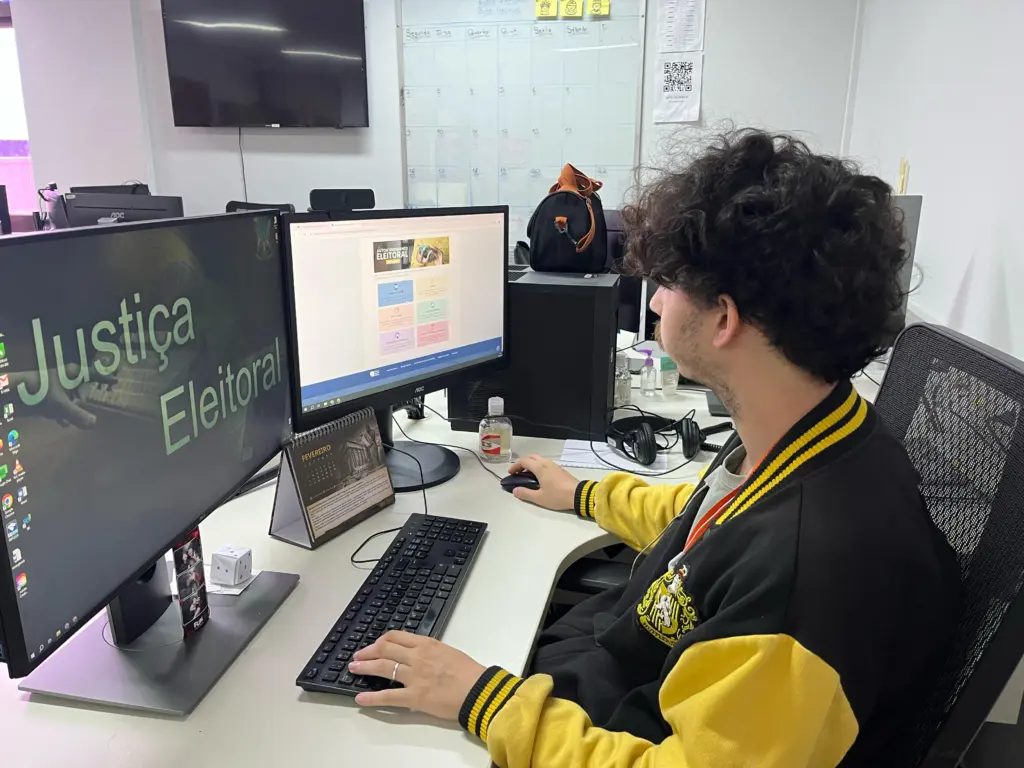 Débitos com a Justiça Eleitoral podem ser quitados por meio de Pix, cartão de crédito ou boleto