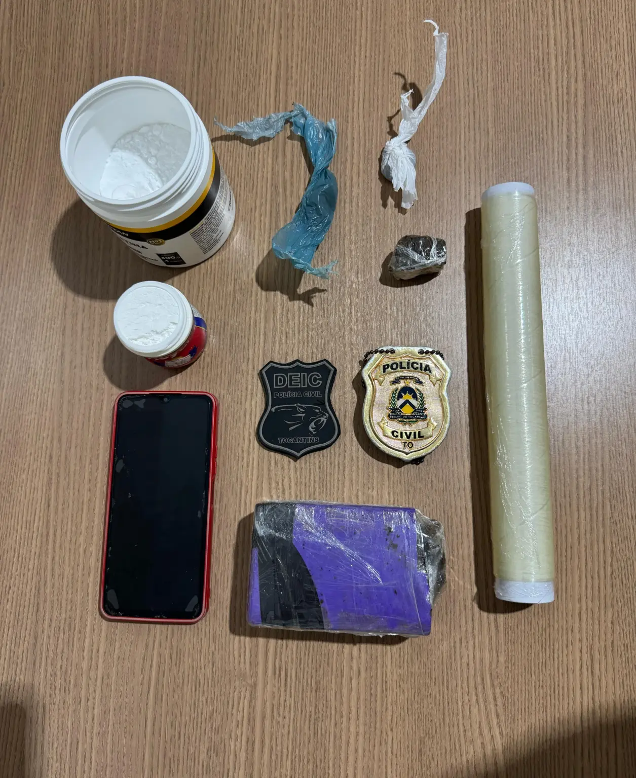 Cocaína foi encontrada dentro de um pote de fermento - Divulgação//SSP