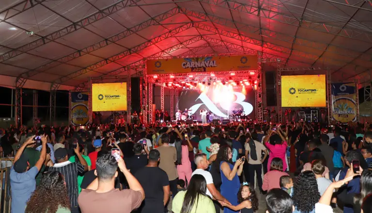 Público evangélico compareceu à Praça dos Girassóis na abertura do Carnaval em Palmas - Foto: Ademir dos Anjos/Governo do Tocantins