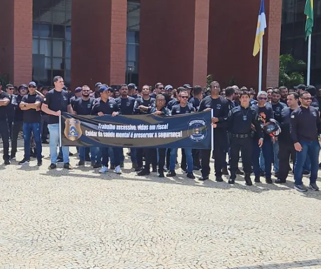 Policiais penais em manifestação em fevereiro - Foto: Sindippen/Divulgação