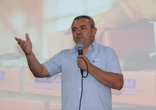 Prefeito de Porto decide fazer mudanças no 1º escalão e gera expectativas