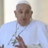 Papa Francisco em primeira aparição pública no Vaticano após alta hospitalar — Foto: Handout/Vatican Media/AFP