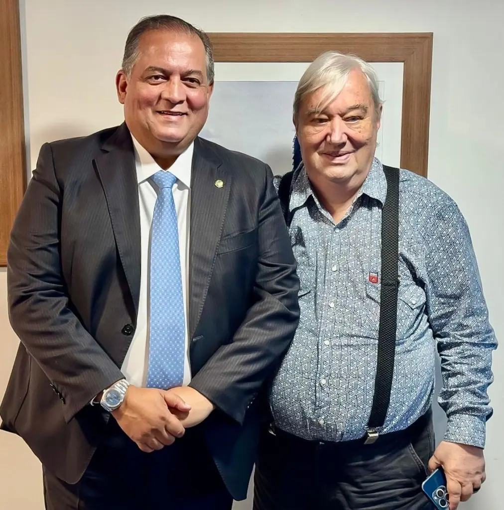 É HOJE! Aniversário beneficente de senador vai receber líderes de vários municípios e já arrecadou mais de R$ 200 mil; Fundador da Fazenda da Esperança agradece gesto humanitário É HOJE! Aniversário beneficente de senador vai receber líderes de vários municípios e já arrecadou mais de R$ 200 mil; Fundador da Fazenda da Esperança agradece gesto humanitário