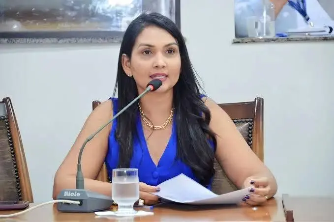 Assembleia aprova Lei de Vanda Monteiro que amplia prazos para que vítimas de violência concluam cursos do ensino médio e superior Assembleia aprova Lei de Vanda Monteiro que amplia prazos para que vítimas de violência concluam cursos do ensino médio e superior