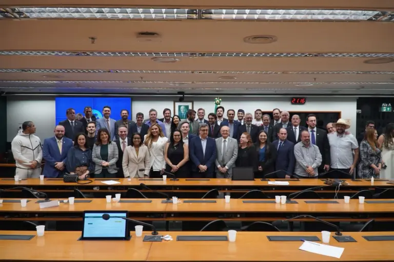 Cúpula do UB e presidente Rueda confirmam em reunião apoio à pré-candidatura de Gaguim ao Senado e Dorinha para o Governo