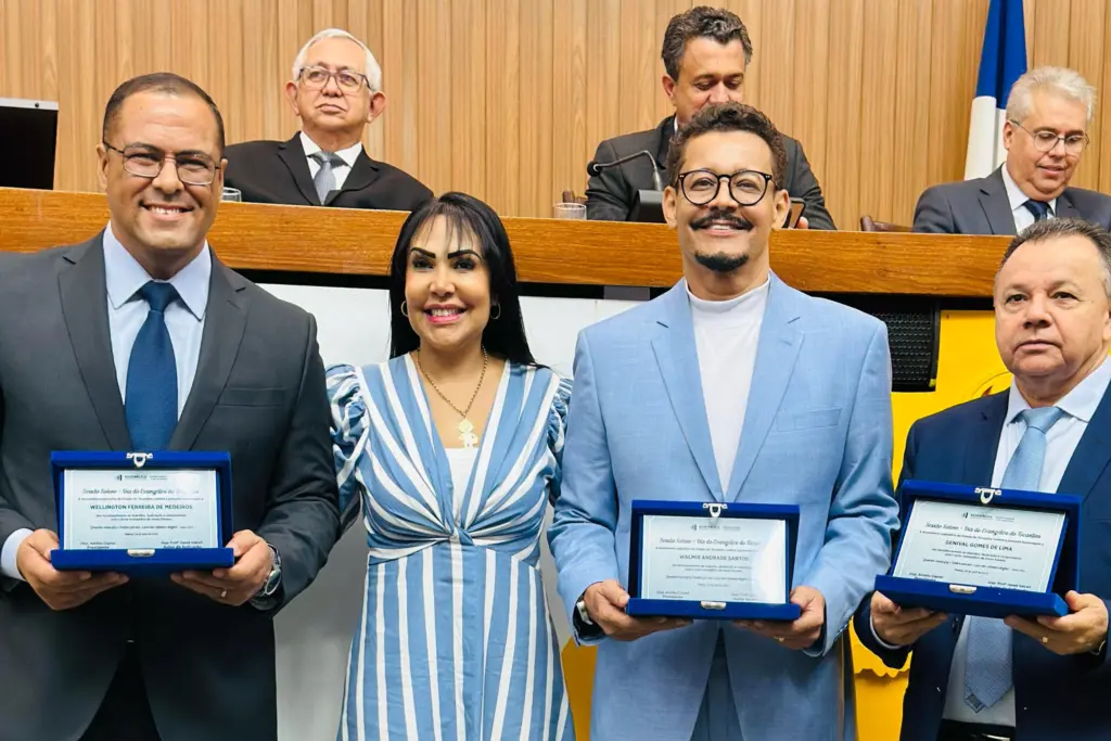 Em sessão solene ao Dia do Evangélico, deputada Janad Valcari homenageia três pastores na Assembleia Legislativa
