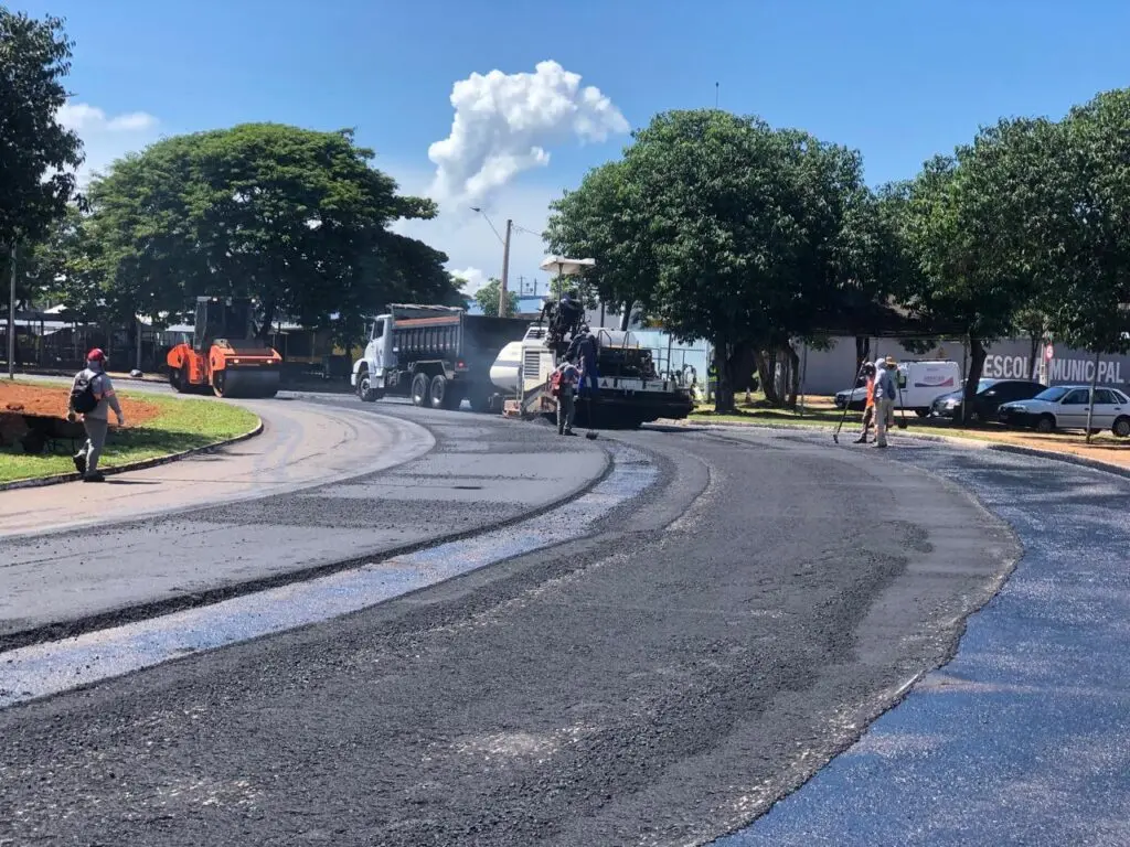 100 dias de Eduardo Siqueira: Obras de recapeamento da Teotônio e de avenidas comerciais marcam primeiros meses
