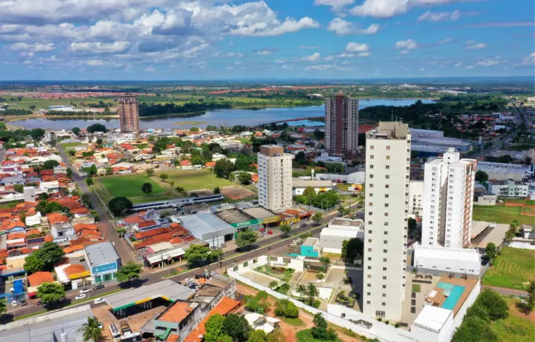Segundo o Seceto (Sindicato dos Empregados do Comércio no Estado do Tocantins), no acordo coletivo firmado junto à Fecomércio (Federação do Comércio no Tocantins), é proibida a abertura do comércio em geral na quinta-feira, 1° de maio -Foto: Marcos Filho Sandes/Secom Araguaína